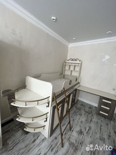 Мебель в детскую комнату