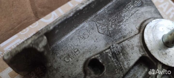 Помпа и комплект грм Рено Флюенс