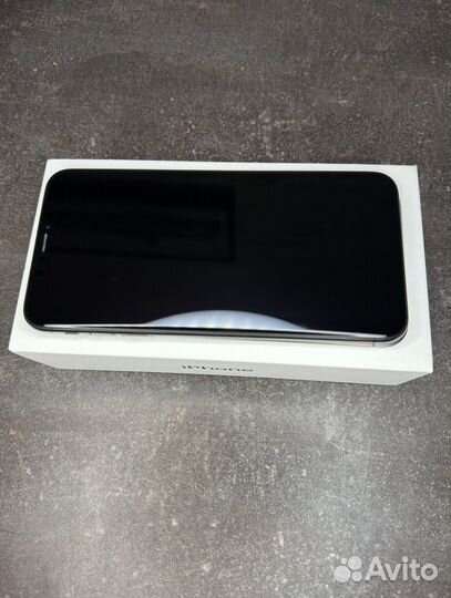 iPhone Xs Max, 64 ГБ