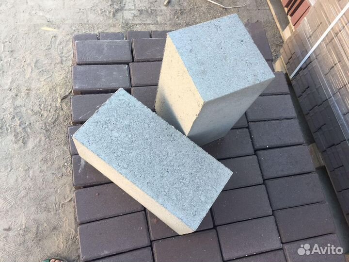 Блок бетонный полнотелый