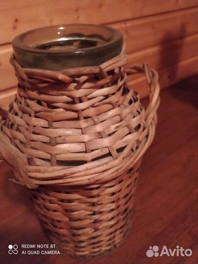 Банка в оплетке