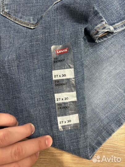 Джинсы Levis 711 27 30 Новые Оригинал