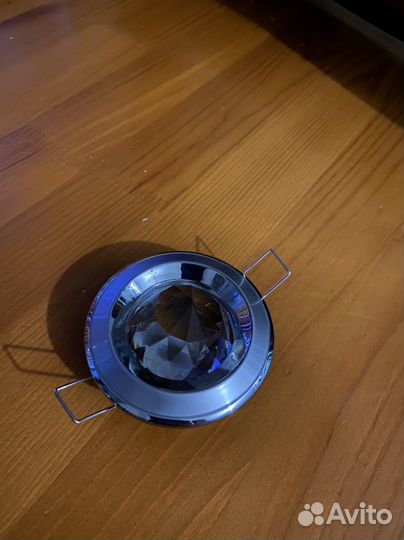 Светильник встраиваемый потолочный