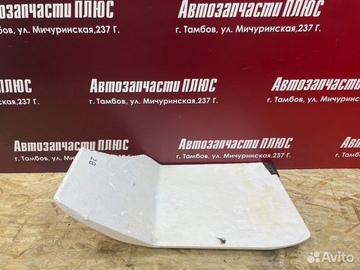 Шумоизоляция пола передняя правая Renault Sandero