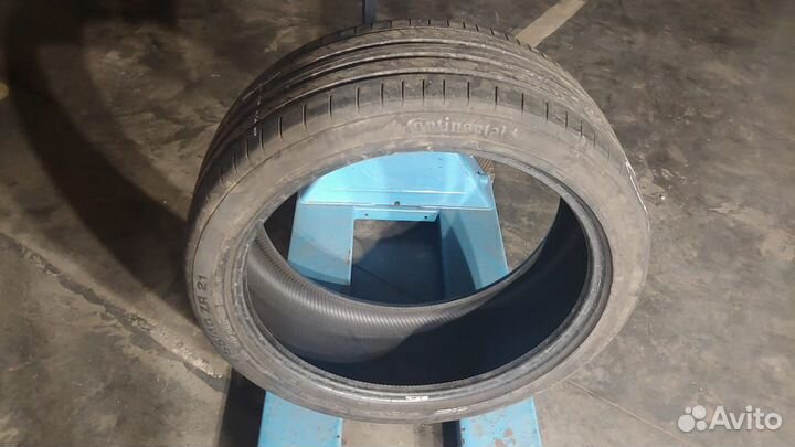Continental ContiSportContact 5P 255/40 R21 102Y