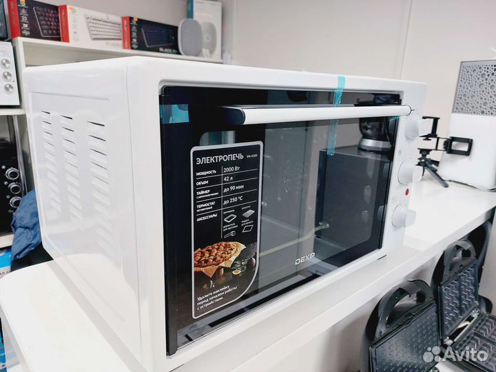 Электропечь 42л/2000Вт с конвекцией новые
