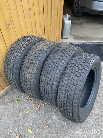 Dunlop Grandtrek SJ6 215/65 R16