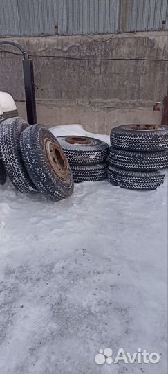 Грузовые шины с дисками 11.00R20