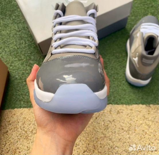 Кроссовки nike air jordan 11 retro grey