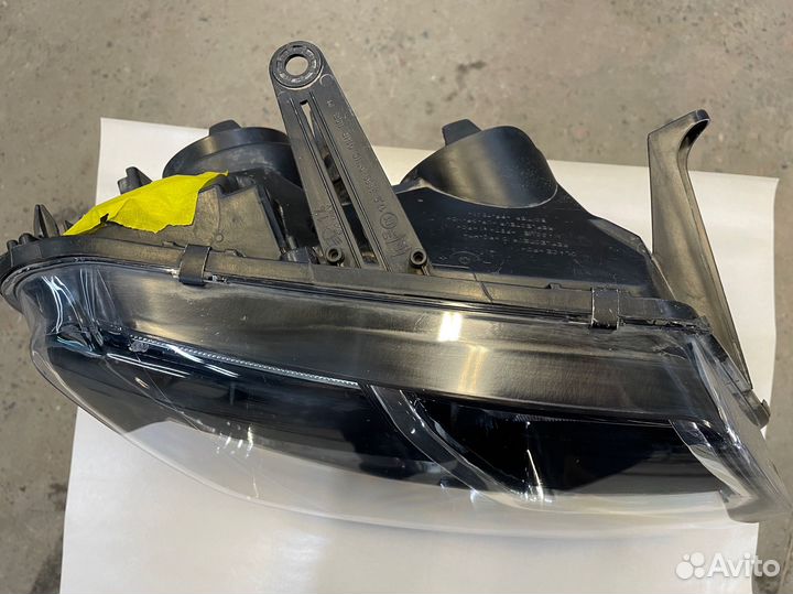 Фара правая duster