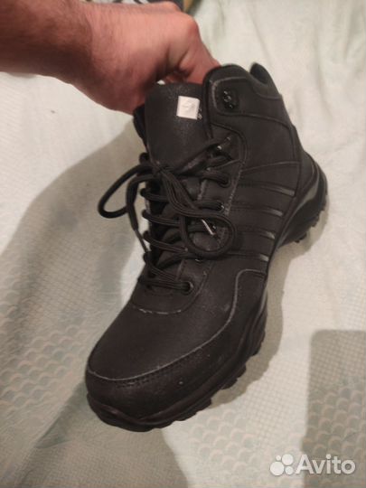 Мужские зимние кроссовки 41 размер