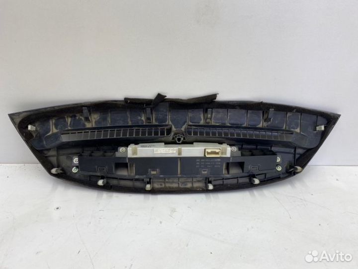 Накладка торпеды Toyota Camry 40 2006-2009