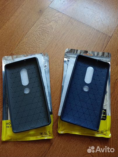 Чехлы на Sony Xperia XZ2 Premium