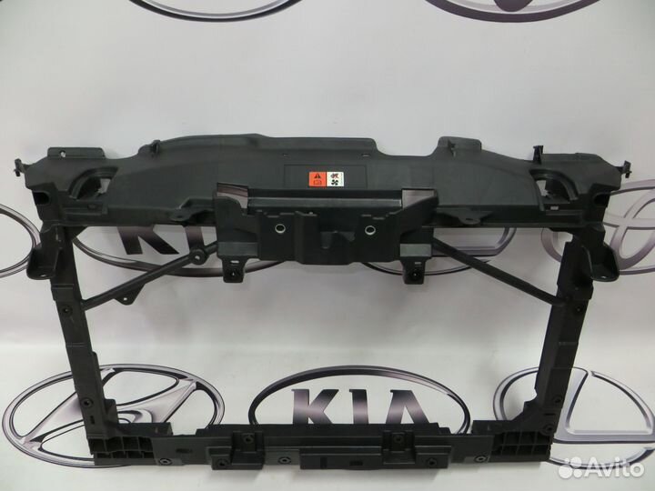 Панель передняя рамка радиатора Mazda 6 GH