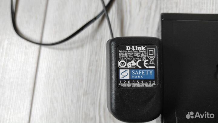 Коммутатор D-link DES-1008D