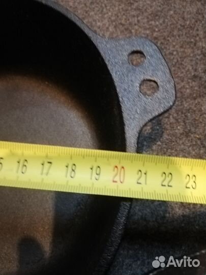 Кастрюля чугунная. 2 литра