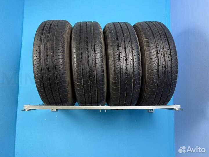 Стеллаж для хренения колес