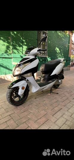 Скутер 150 кубов