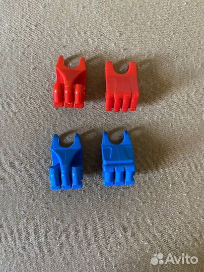 Много оригинальных деталей Bionicle