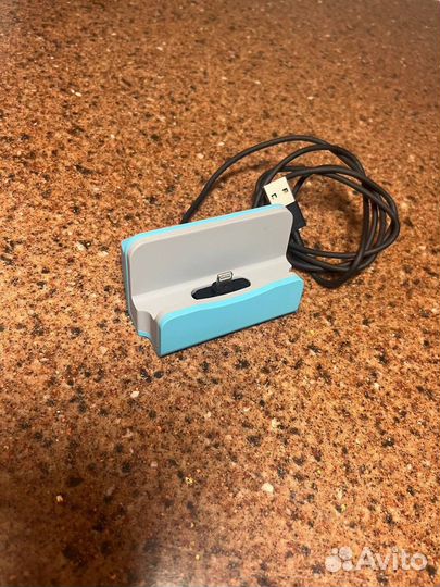 Докстанция apple