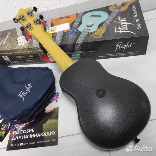 Укулеле flight новая с чехлом и самоучителем