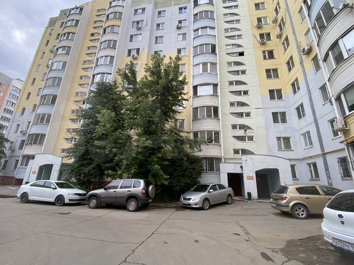 2-к. квартира, 72 м², 7/10 эт.