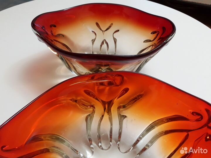 Ваза из цветного стекла времен СССР