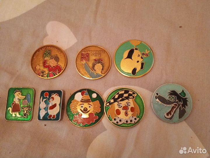 Детские значки СССР