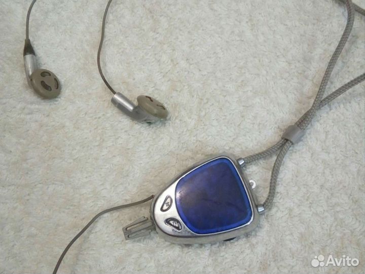 Наушники с пультом для плеера