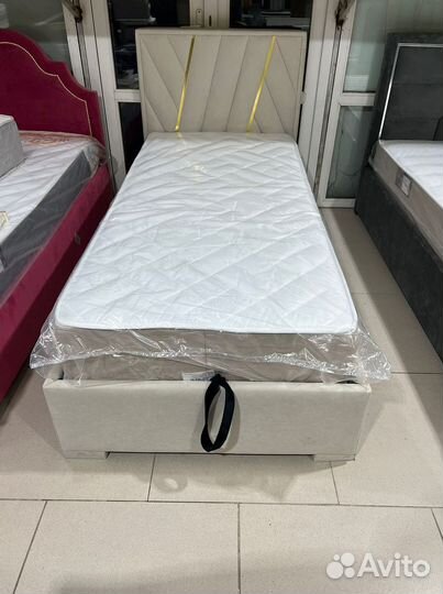 Кровать, матрас. Мягкая мебель с доставкой