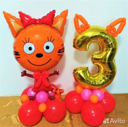 Фигурки котят на день рождения с ушастыми цифрами