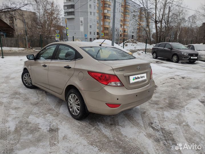 Hyundai Solaris 1.6 AT, 2012, 194 000 км