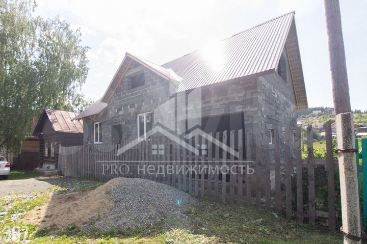 Дом 100 м² на участке 14,6 сот.