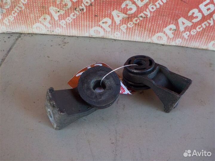 Крепление радиатора Daewoo Nexia A15SMS 4630241