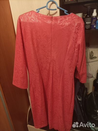 Женское платье р. 52 б/у