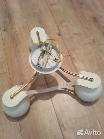 Люстра потолочная новая