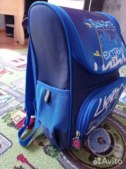 Школьный рюкзак