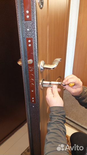 Вскрытие замков / Вскрытие Авто / Взлом замков