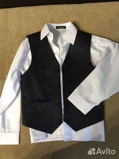 Костюм тройка на мальчика