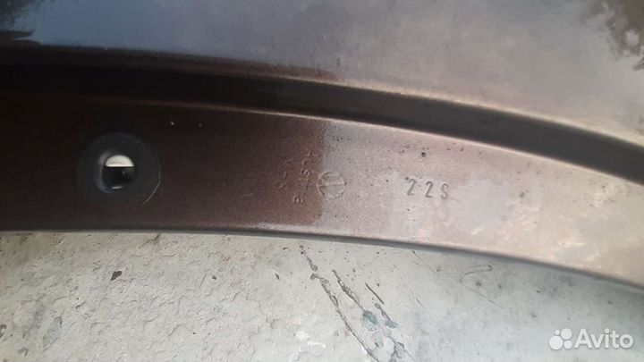 Крыло фольксваген таурэг