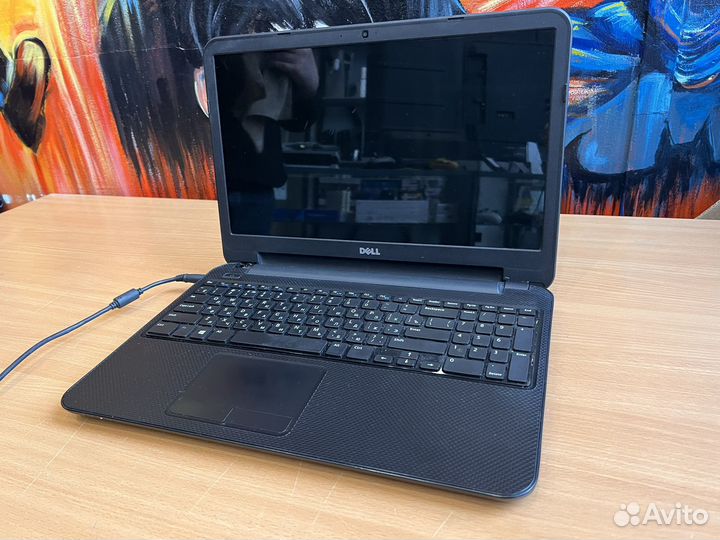 Dell inspiron 3521