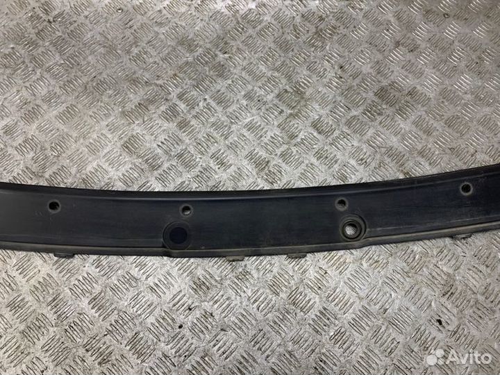 Накладка жабо Bmw X5 E70 N55B30 2008