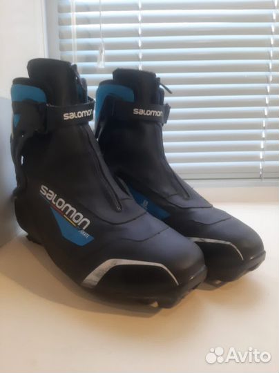 Лыжные ботинки