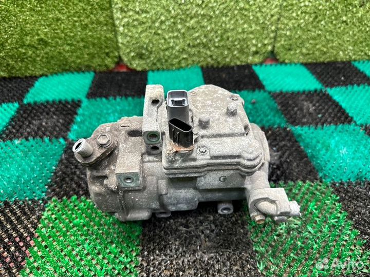 Компрессор кондиционера Lexus Rx450H 2GR FXE