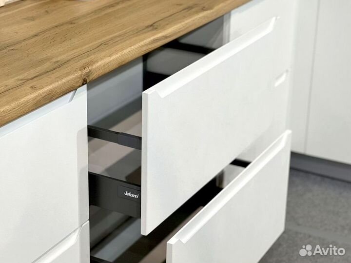 Кухонный гарнитур угловой