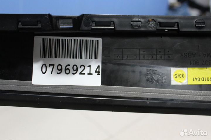 Накладка рамки двери передней левой Volkswagen Sha