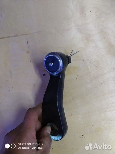 Сошка рулевого редуктора tahoe escalade