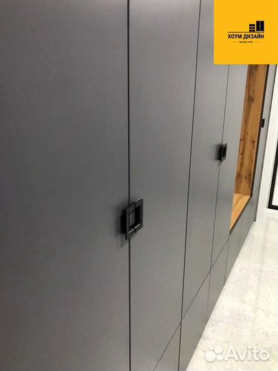 Шкаф распашной с фрезеровкой