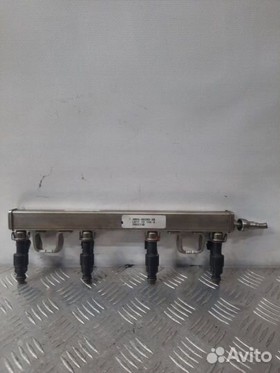 Топливная рампа Volvo V50 хэтчбек B4184S11 2008