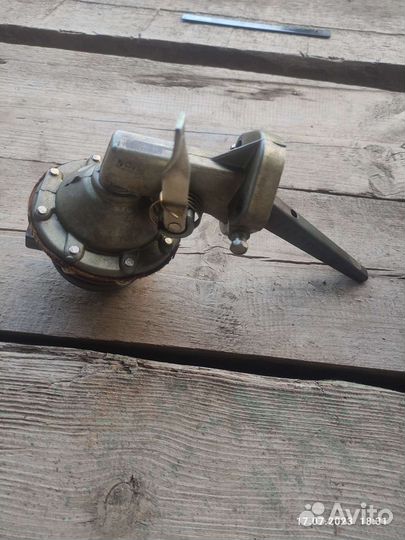 Бензонасос